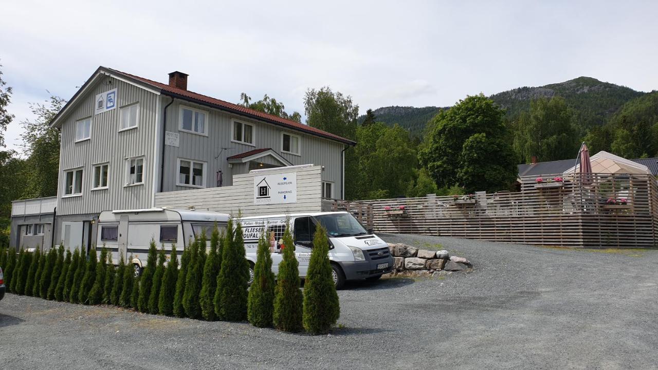 Hovsto Hotel Сельорд Екстериор снимка